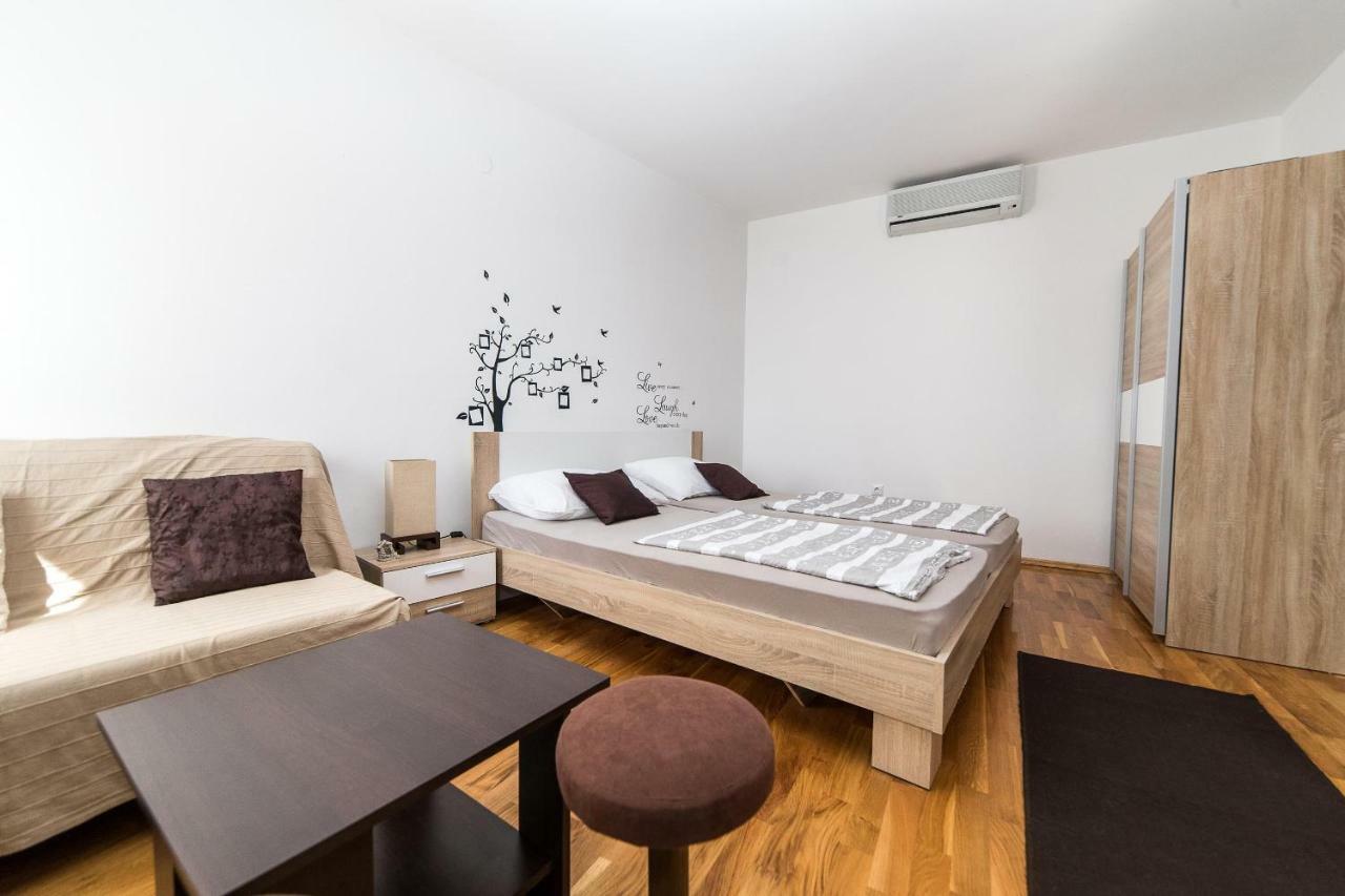 Apartmani Kristina Crikvenica Εξωτερικό φωτογραφία